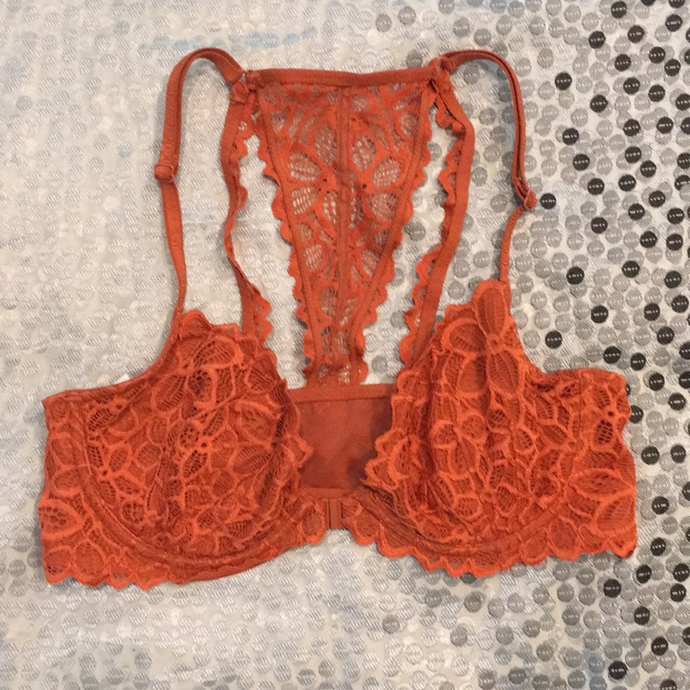 Victoria’s Secret  Pink unlined bra